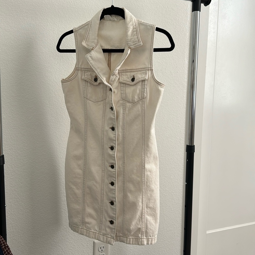 Cotton on denim dress in the color ivory